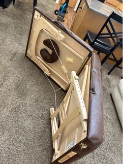 Massage bed