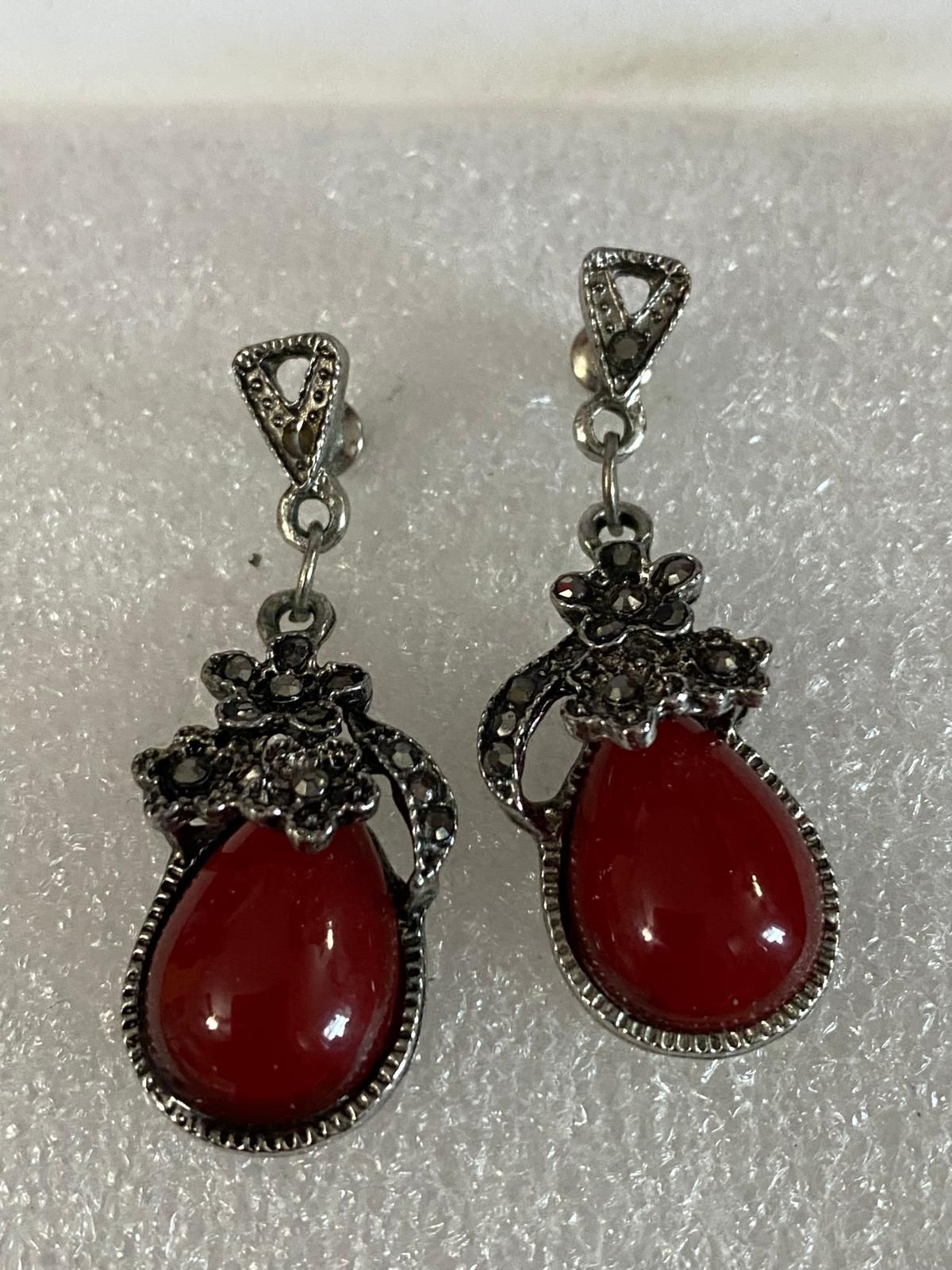 Aretes stainlend piedras joyería antigua