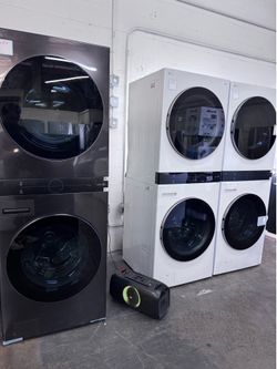 LG Washer Dryer Combo WKGX201HWA - New Open Box $1450