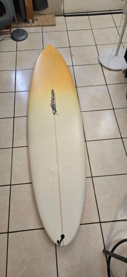 6'8 minard surfboard