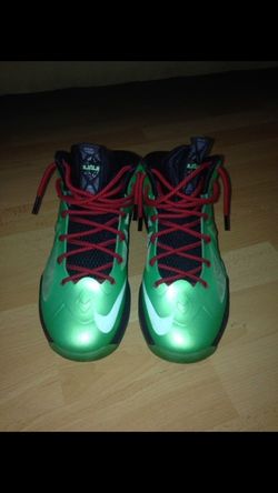 Lebron 10 Cutting Jade Size 6Y (Grade School)