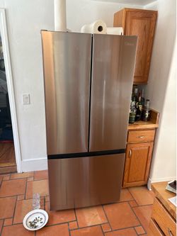 Midea 18 cu. ft. French Door Refrigerator