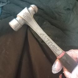 Mac Tools Antivibe Hammer