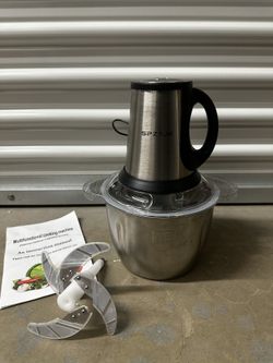 Brand New Food Processor WORKS WITH VEGGIES AND MEATS 