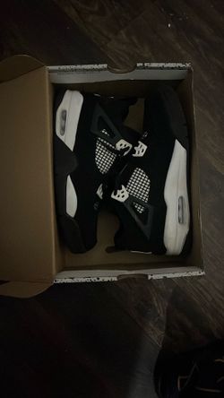 Jordan 4 White Thunder Size 8