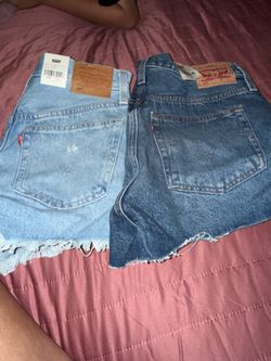 Levies shorts
