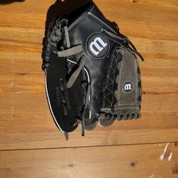 Wilson 12" Baseball Glove LH