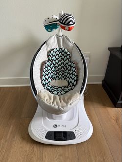 mamaRoo Gray Used