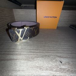Louis Vuitton Belt (44/110)