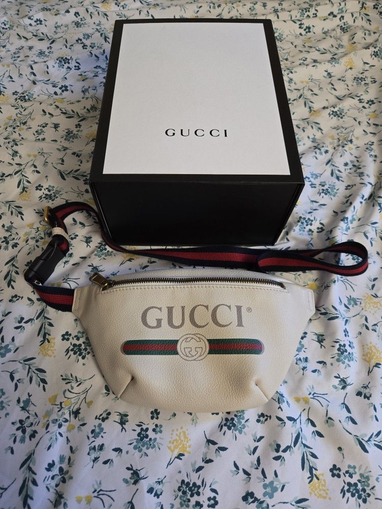 Gucci Print Small Belt Bag