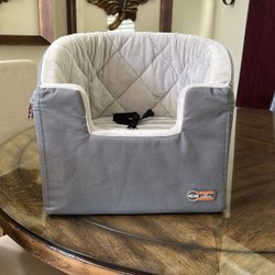 K & H Pet Booster Seat