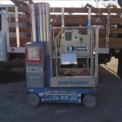 2012 Genie 20 Foot Vertical Lift