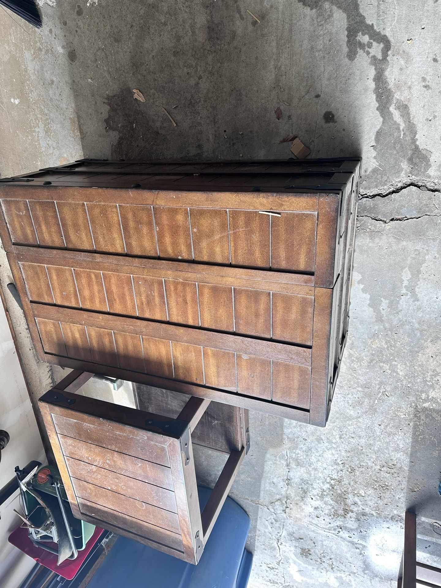 Coffee Table With 1 End Table