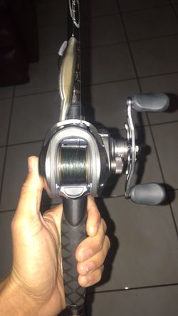 BPS Pro Qualifier 2 baitcaster combo rod and reel for Sale in Miami