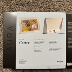 Aura Carver 10.1" Digital Photo Frame