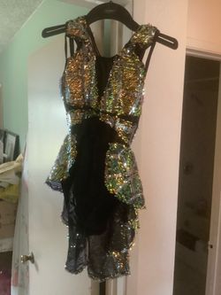Dance costumes and performances