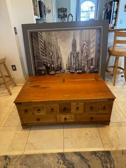 Solid wood coffee table with storage