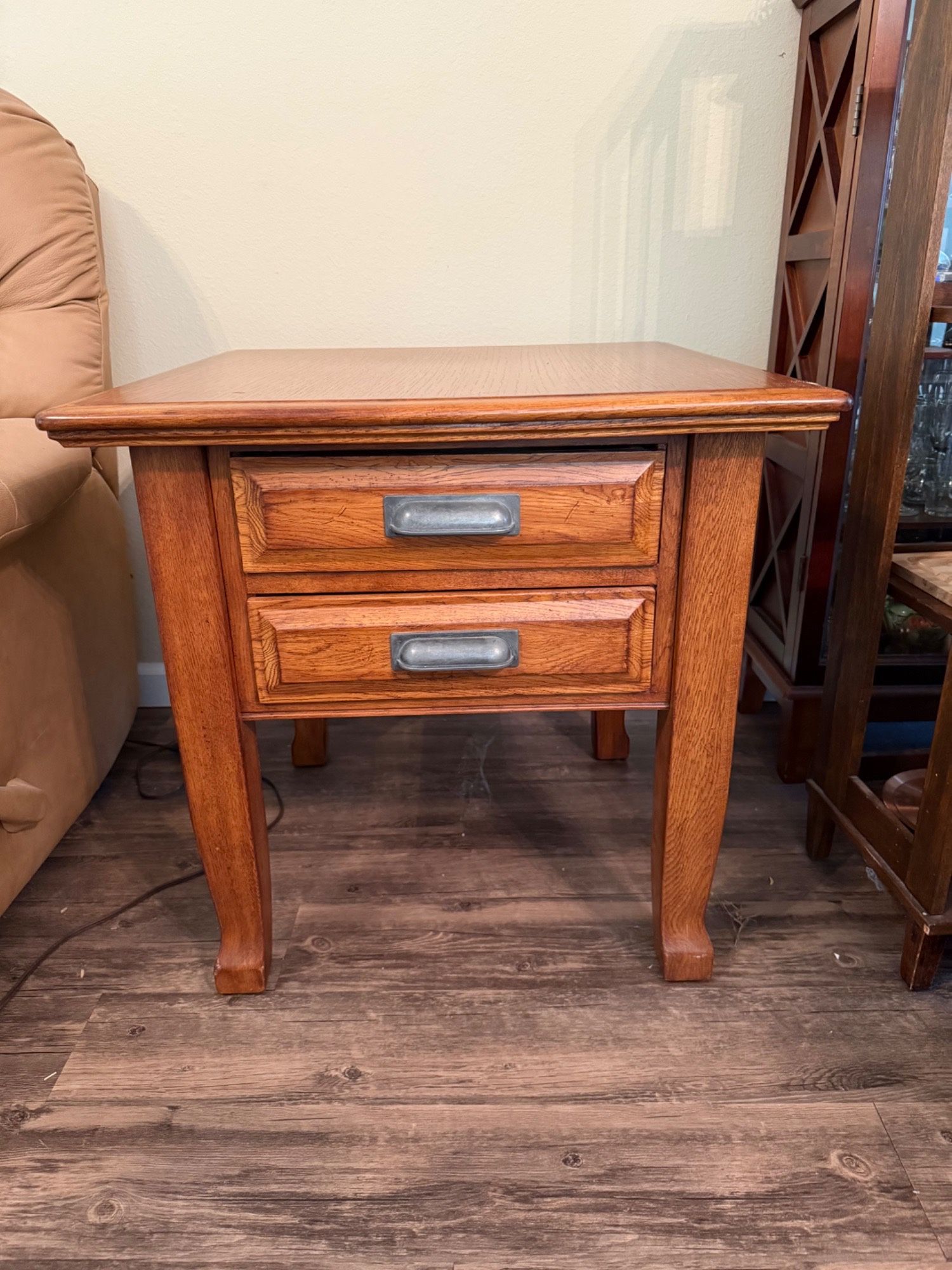 Matching Pair Solid Wood 2 Side Tables End Tables w/Drawers