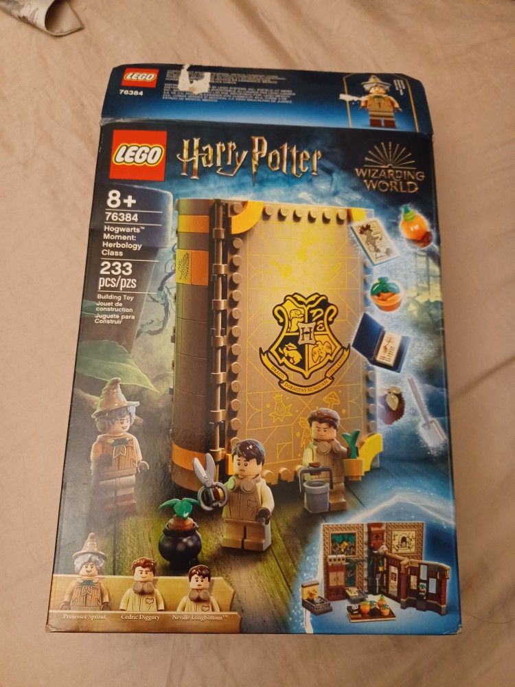 Lego 76384 Harry Potter Hogwarts Moments : Herbology Class