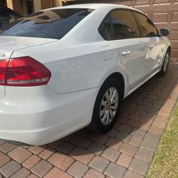 2015 Volkswagen Passat
