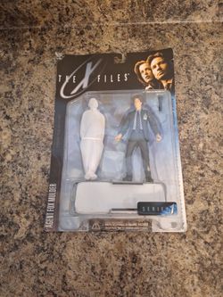 McFarlane Toys Agent Fox Mulder suit corpse Fight the Future Action Figure