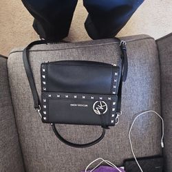 Brand New Authentic Michael Kors Purse NEVER Used