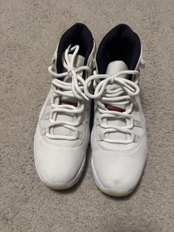 VNDS JORDAN 11 PLATINUM SIZE 11.5