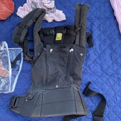 LILLEbaby Complete All Season Baby Carrier