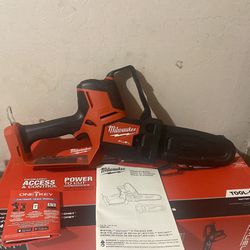 M18 Fuel Milwaukee Pruning Saw (TOOL ONLY)