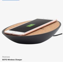 Steelcase Soto Wireless Charger