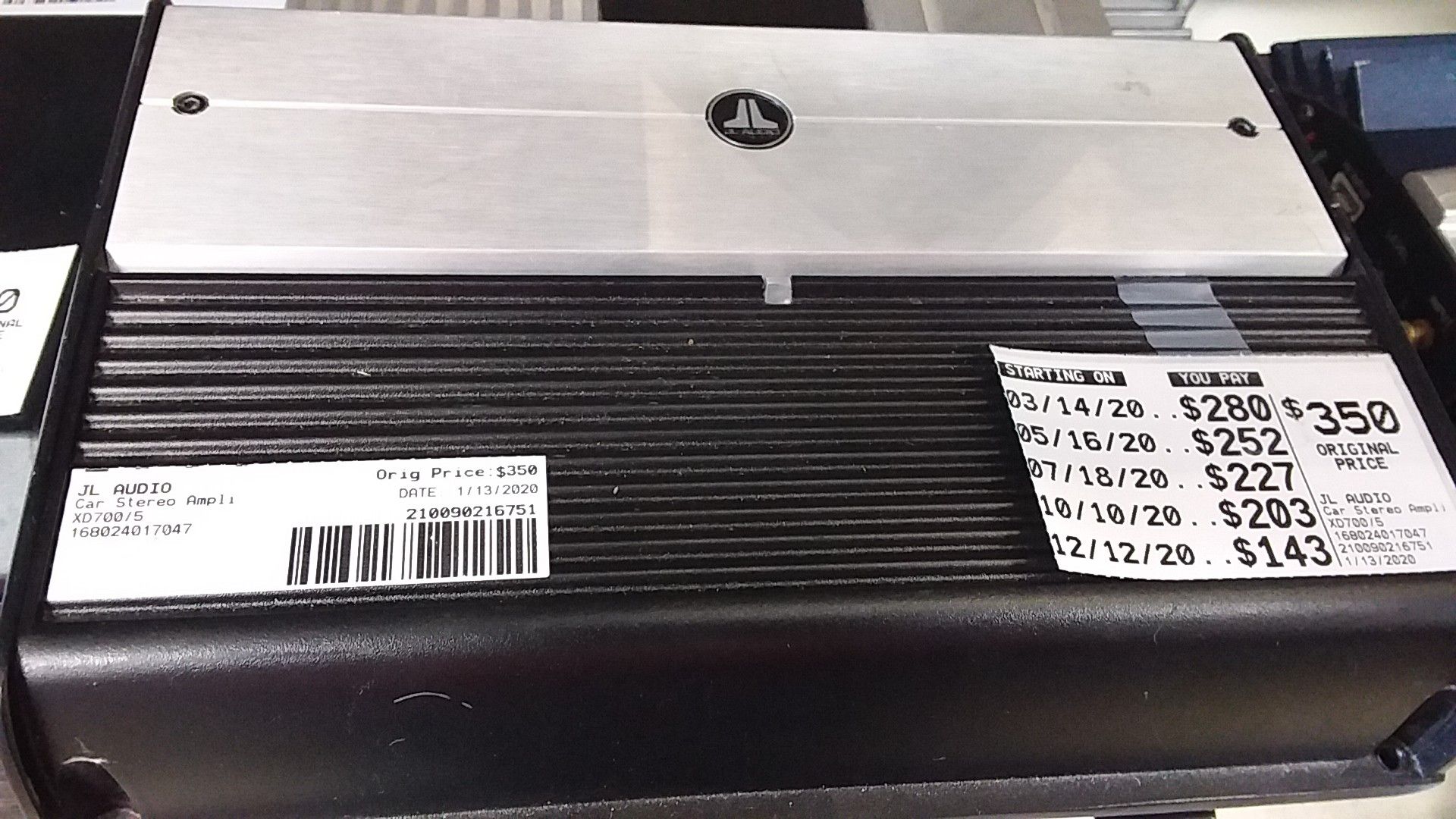 Jl audio xd700/5 amplifier