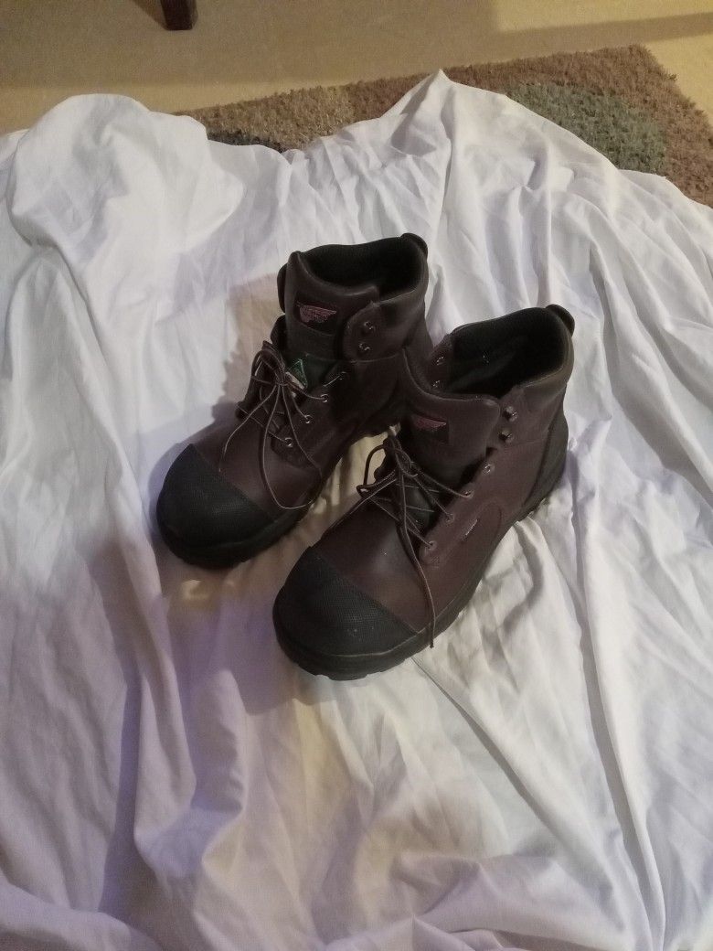 Red Wing 3506 Boots