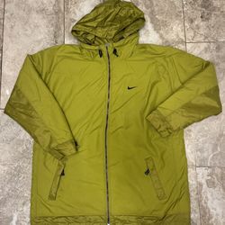 Y2K Nike Men’s Puffy Jacket Lime/Moss Green Size XL