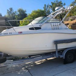 2002 WELLCRAFT 25’ CUDDY Fishing Boat&Trailer $15,500