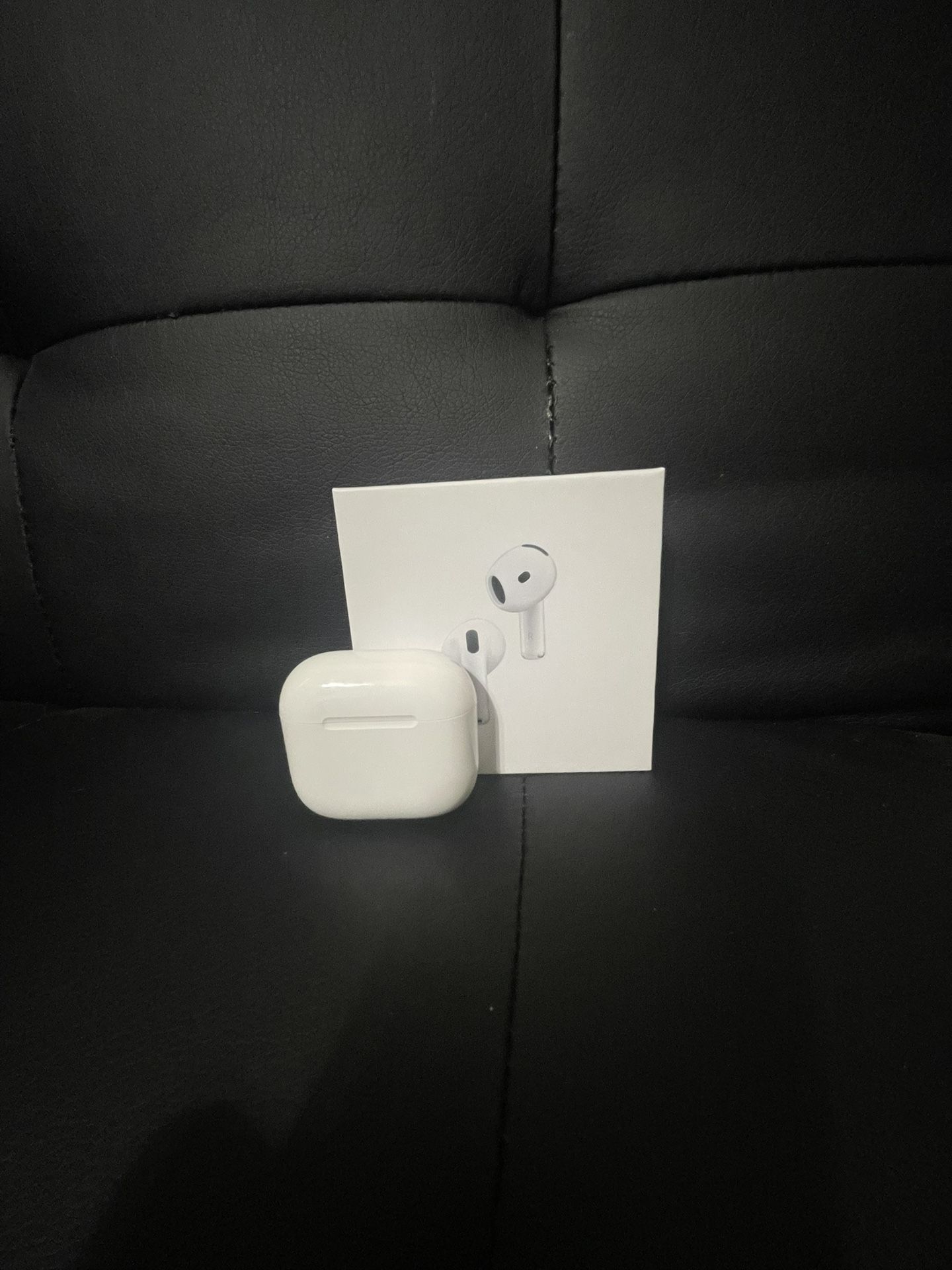 Apple airpods pro 4th gen