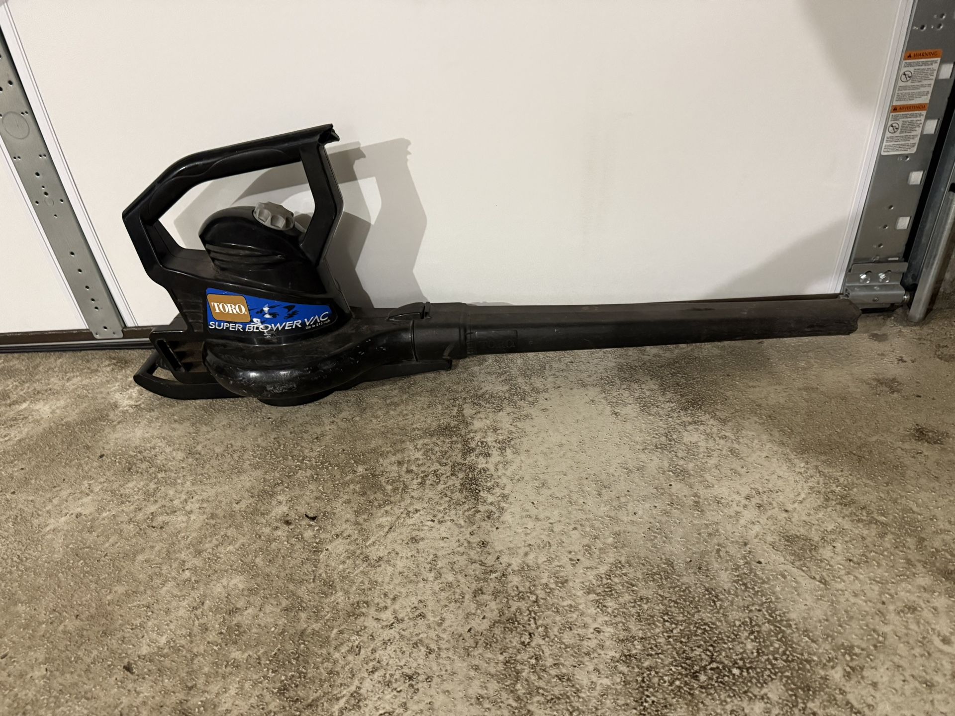 Leaf Blower