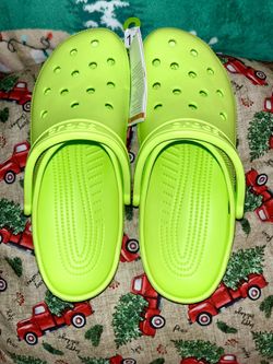 Men’s 11 Crocs