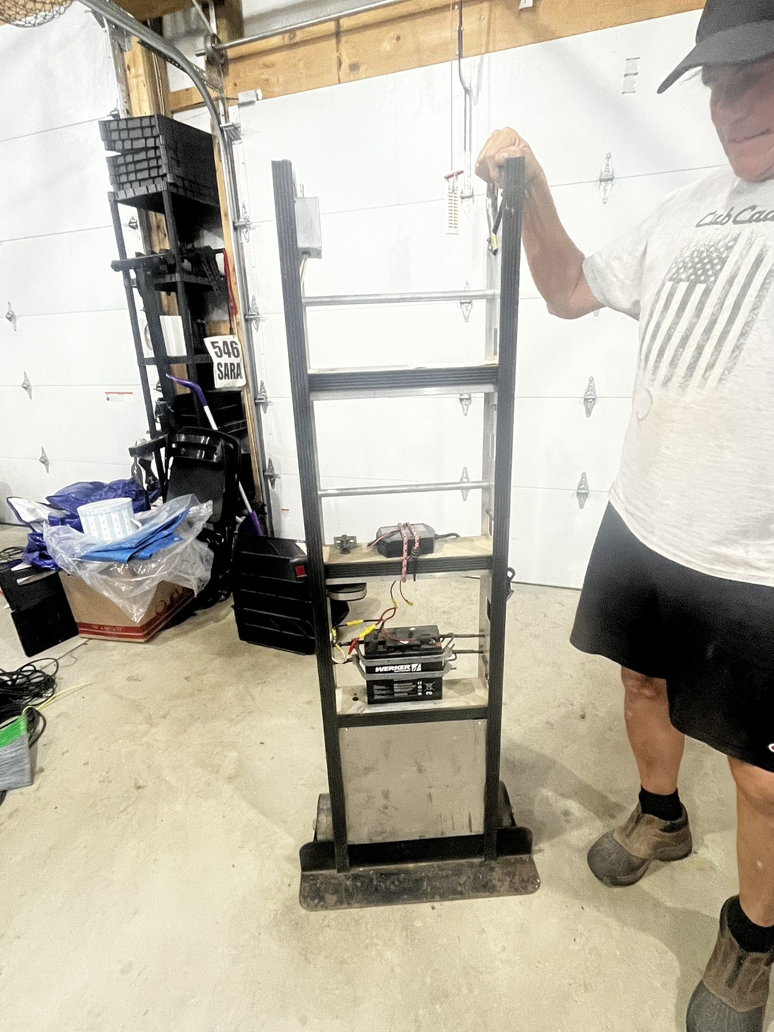 Escalera MS-66 Manhandler Supreme, motorized Stairclimbing Dolly