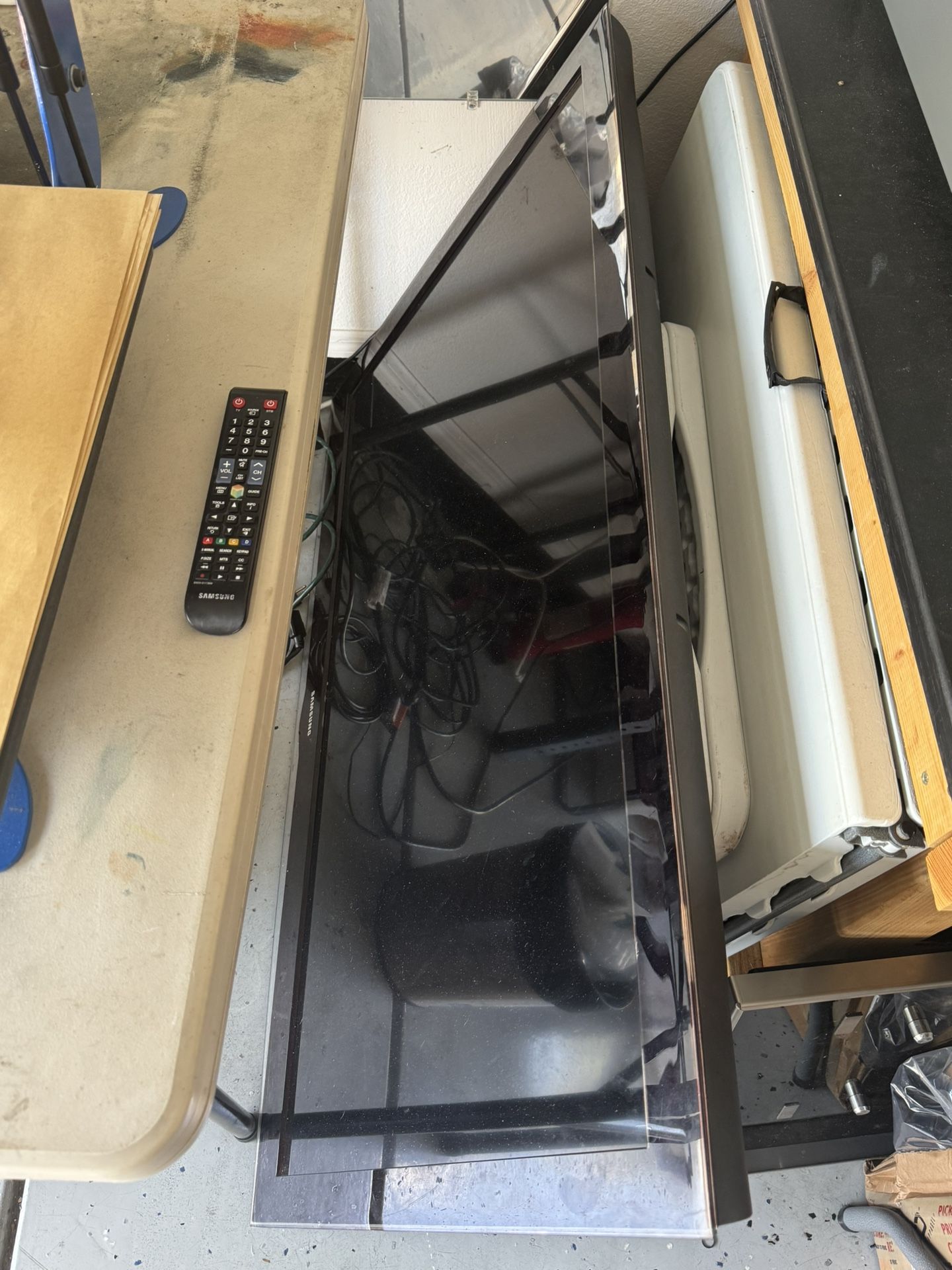 Samsung 52” TV LN52B560K1F