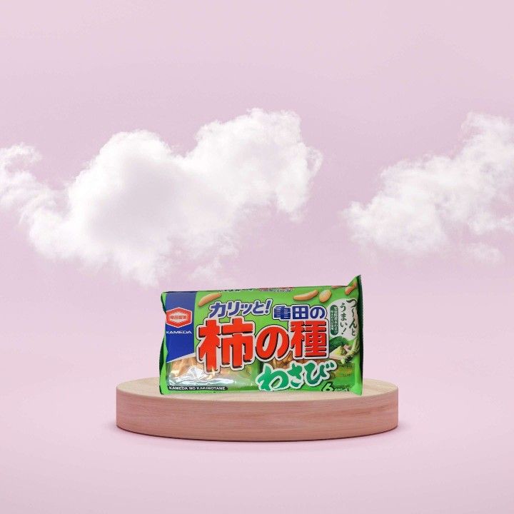 Kameda Kakinotane Wasabi Rice Crackers with Peanuts