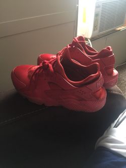 Huaraches size 10