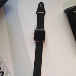 6 Series 40 mm Apple Watch