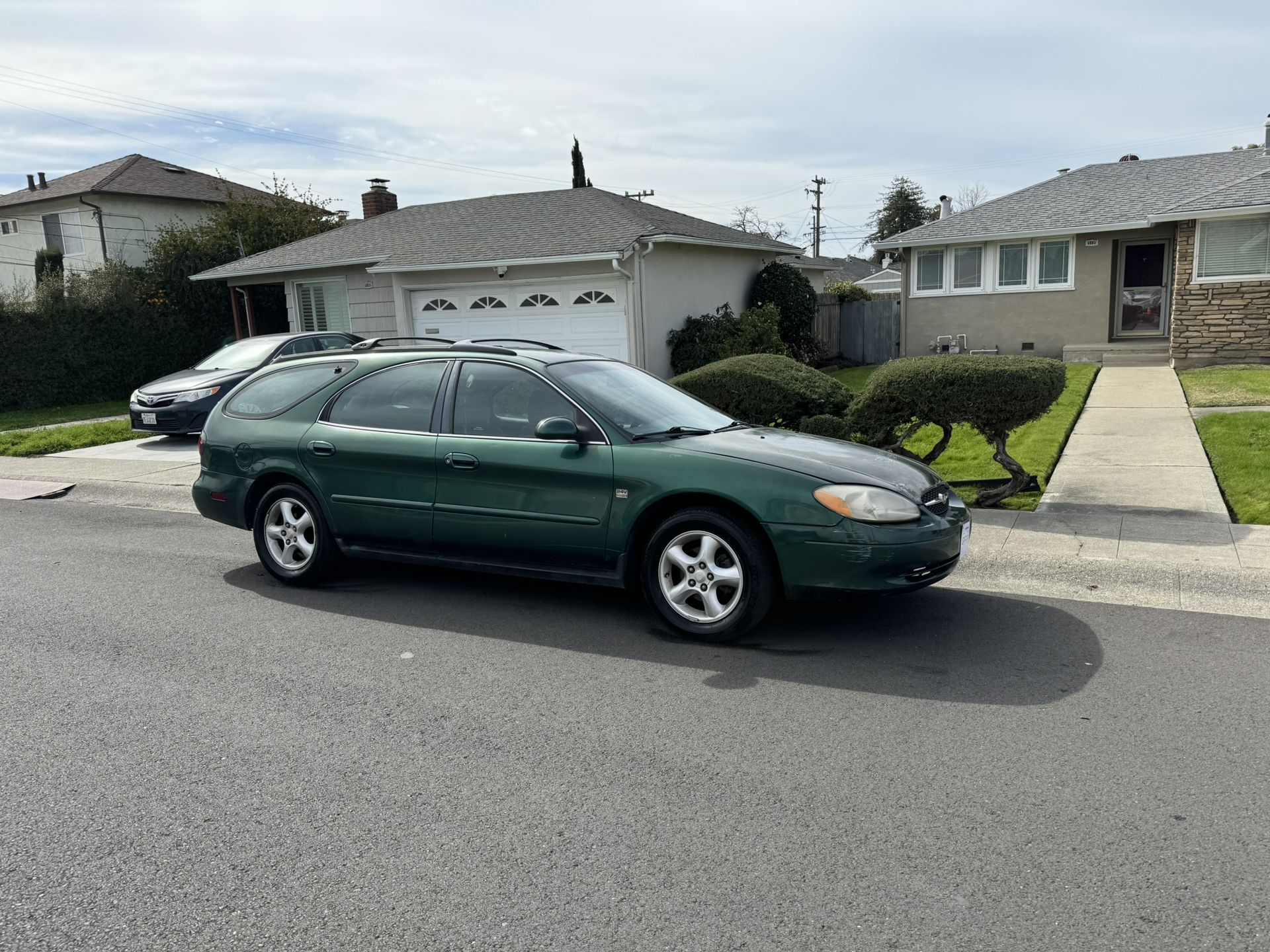 2000 Ford Taurus