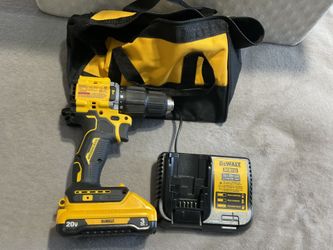 Dewalt Atomic Compact Series.