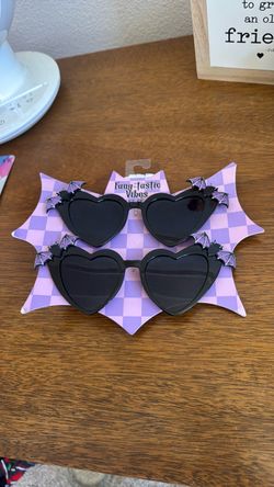 New Fang-Tastic Vibes 2 Pair Black Purple Bat Halloween Glasses