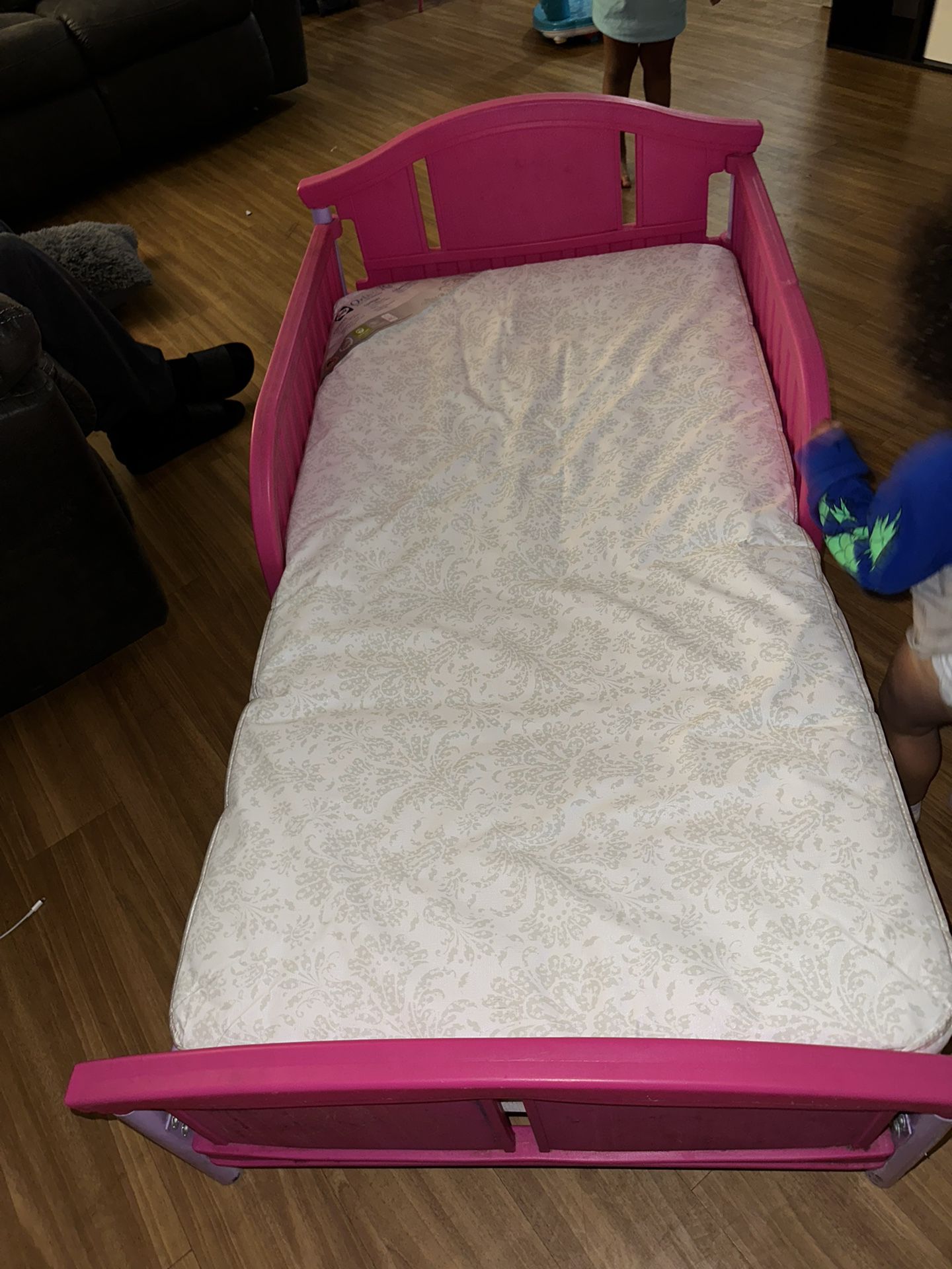 Toddler Bed And Mattress 