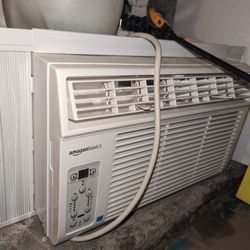 Amazon Basic Window Air Conditioner