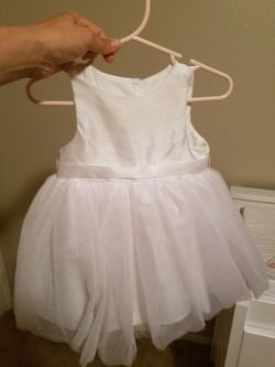White tulle dress . Size 12 months. Wore once. Clean. No stains