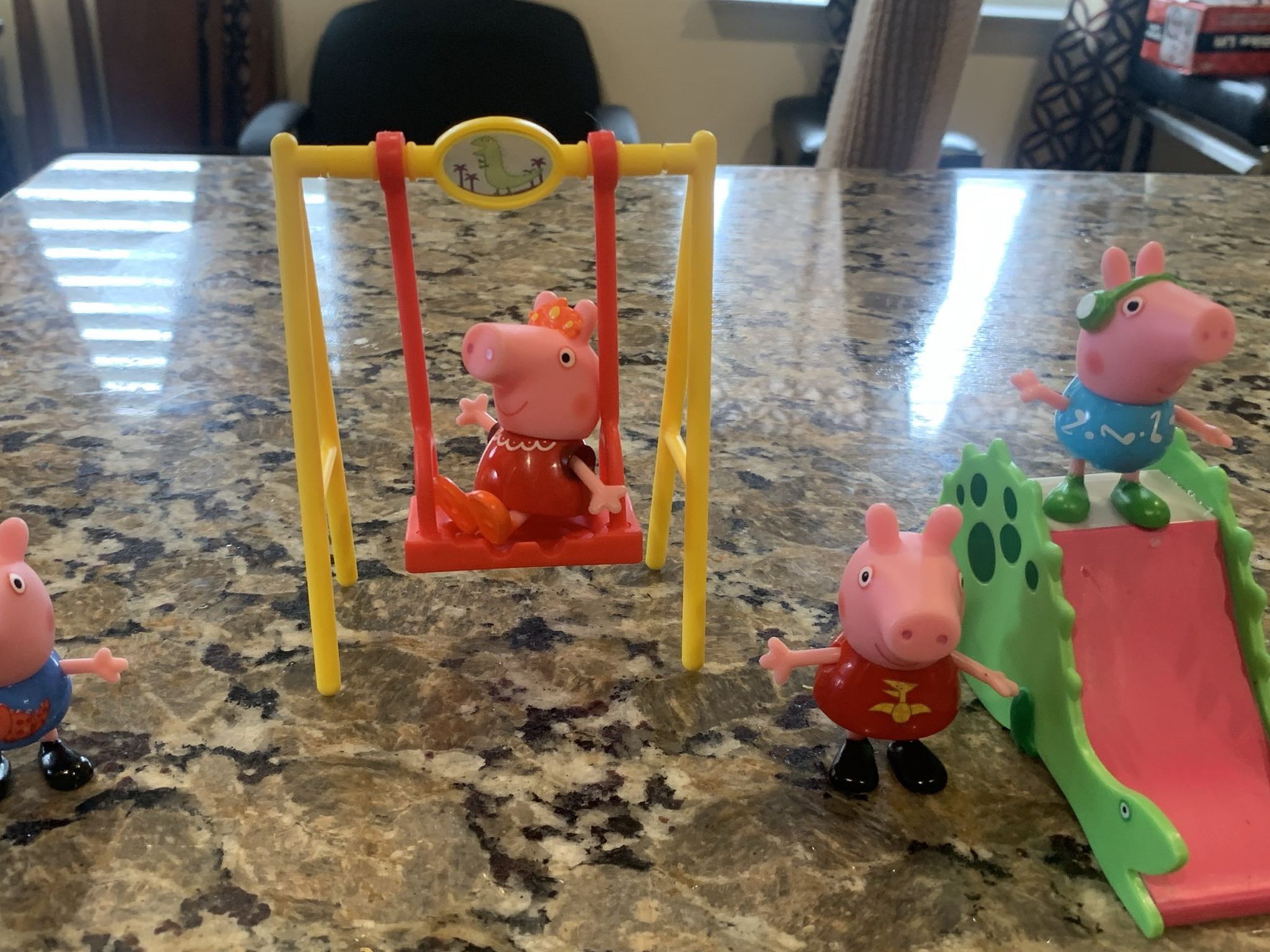 Peppa Pig Dinosaur Park Play Toy Set