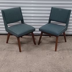 2 CLASSY DINING CHAIRS good Condition 